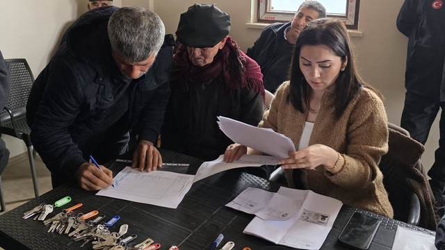 Gölbaşı'nda deprem konutları teslim edilmeye devam ediyor