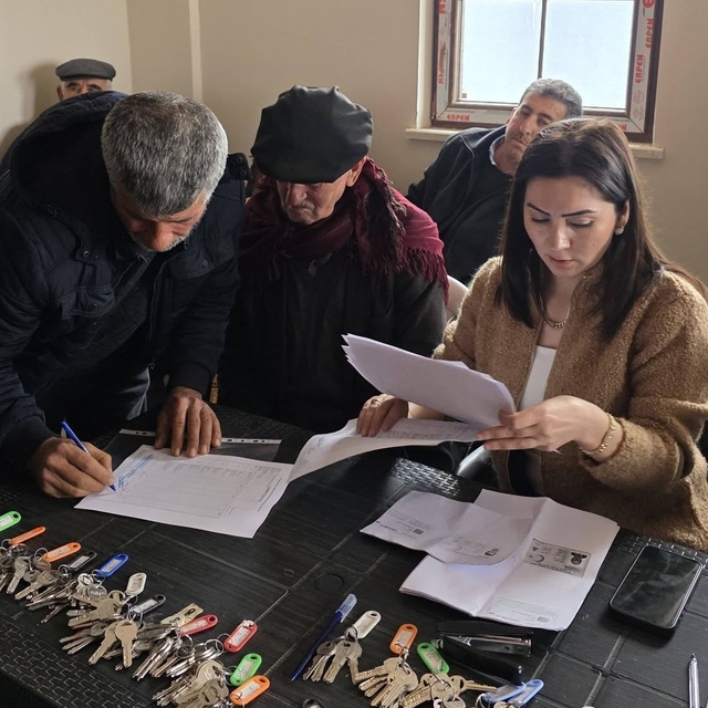 Gölbaşı'nda deprem konutları teslim edilmeye devam ediyor