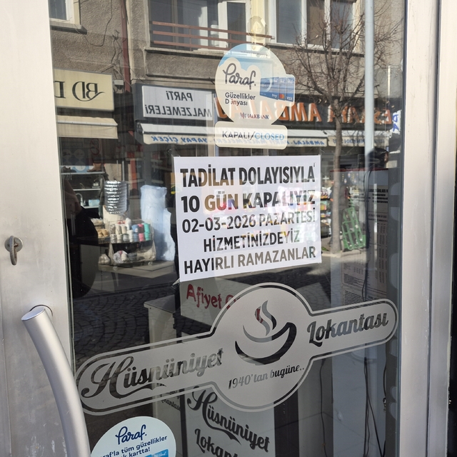 Ramazan ayını fırsat bilen esnaf tadilata başladı