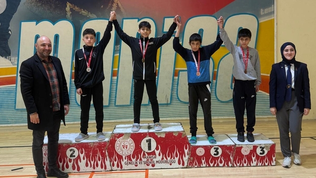 Manisa'yı tekvandoda temsil edecek öğrenciler belli oldu