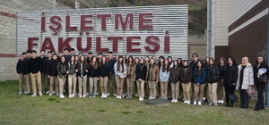 Liseli gençler Düzce Üniversitesi'nde