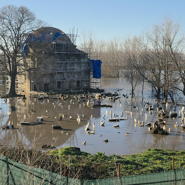 Evliya Kasım Paşa Camii şantiyesi sular altında
