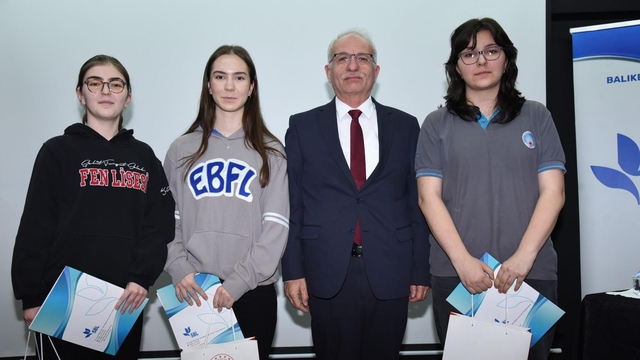 Türk Destanları Balıkesir'de sahnede buluştu