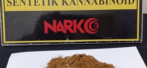 Takip sonucu durdurulan araçtan uyuşturucu çıktı; 2 tutuklama