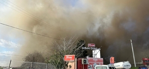 Sakarya'da şekerleme fabrikasında yangın