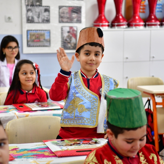 İlkokul öğrencileri Ramazan'ı manilerle karşıladı
