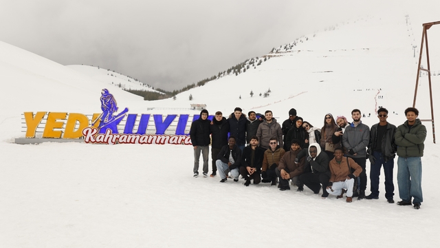 GİBTÜ Uluslararası Öğrencileri Yedikuyular 'da karın keyfini çıkardı