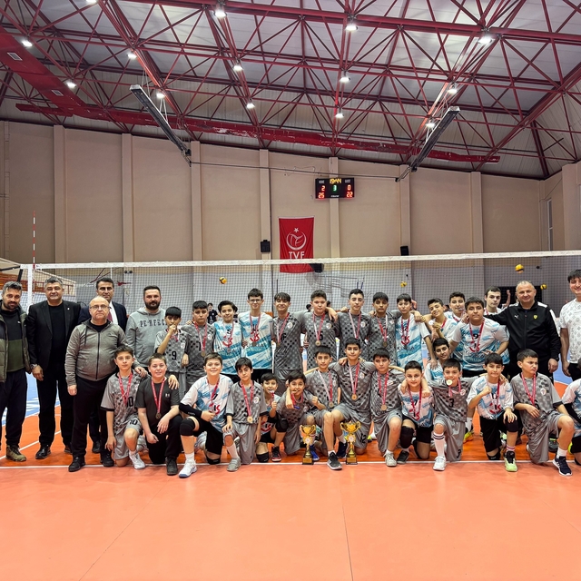 Kayseri Midi Erkekler Voleybol Süper Ligi tamamlandı