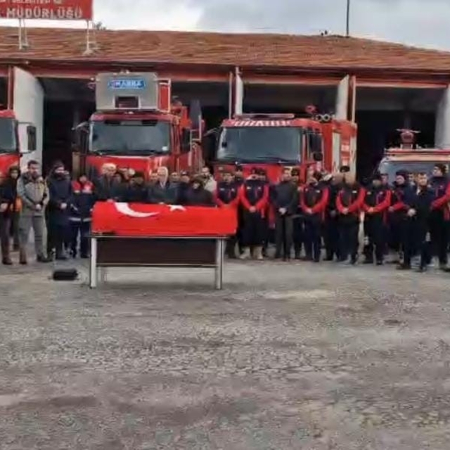 Vefat eden itfaiye personeli için cenaze töreni düzenlendi