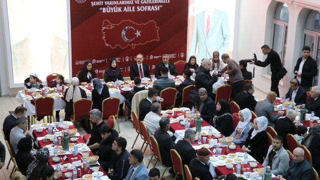 Siirt'te şehit aileleri ve gaziler için iftar programı düzenlendi