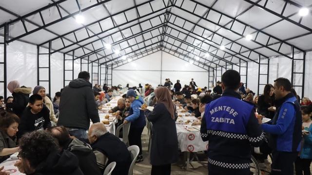 Muğla'da 2 bin kişilik iftar çadırı kuruldu