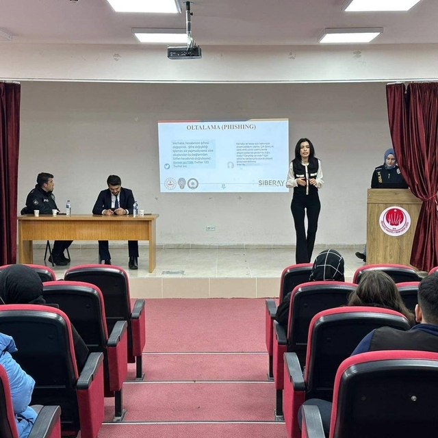 Erzincan'da SİBERAY kapsamında bilgilendirme semineri