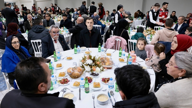 Erzincan'da şehit aileleri ve gaziler onuruna iftar programı