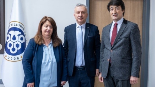 EBYÜ Diş Hekimliği Fakültesi'nde görev değişimi