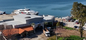 Ayvalık Deniz Hudut Kapısı önünde meydan düzenlemesi başlatıldı