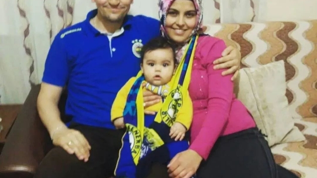 Otomobil bariyerlere çarptı: Baba ve anne öldü, kızları yaralandı