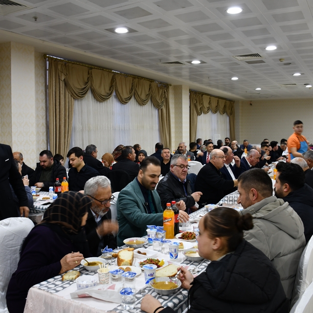 Vezirköprü'de şehit yakınları ve gaziler iftarda ağırlandı
