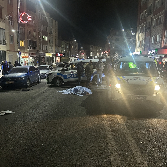 Teravih namazına giden gelin-kaynanaya otomobil çarptı: 1 ölü, 1 yaralı