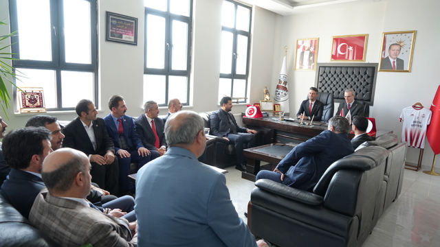 Yeniden Refah Partisi heyetinden Derecik ilçesine ziyaret