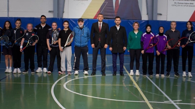 Bilecik'te Okul Yıldızlar Tenis Turnuvası tamamlandı