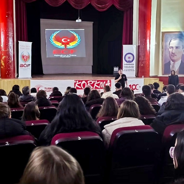 Gelibolu'da lise öğrencilerine yönelik seminer düzenlendi