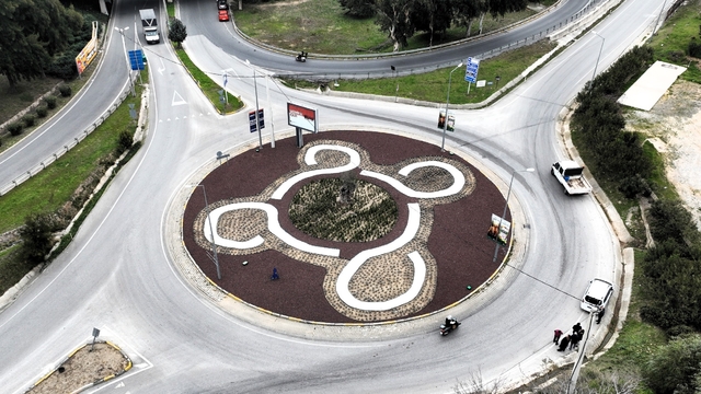 İzmir'de kavşaklar sanat eserine dönüşüyor