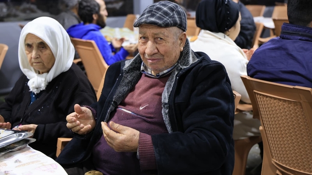 Çameli Belediyesi, Elmalı Mahallesi'nde ilk iftar sofrasını kuruldu