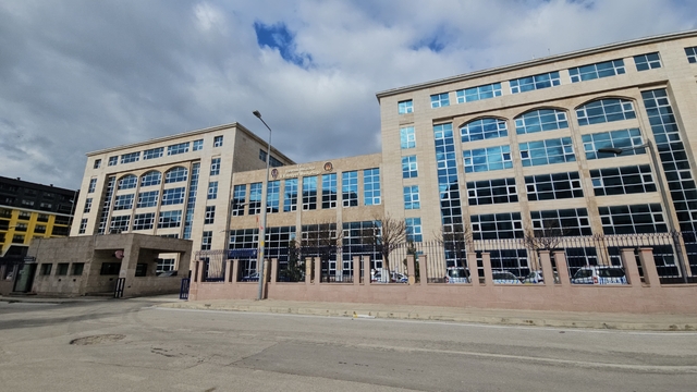 Edirne Belediyesi İmar Müdürü ve meclis üyesinin de aralarında bulundu 11 kişi gözaltında
Ruhsat operasyonun da 11 kişi gözaltında