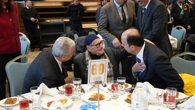 Konya'daki şehit aileleri, gaziler ve gazi yakınları 'Büyük Aile Sofrası'nda buluştu