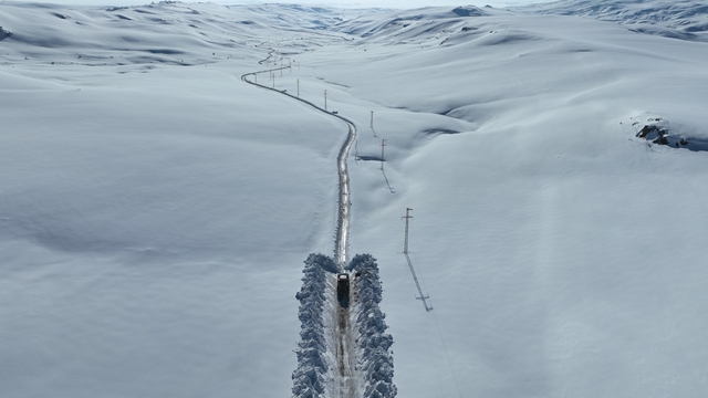 Ağrı'da kar nedeniyle 41 köy yolu ulaşıma kapandı