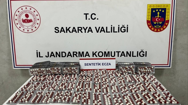 Sakarya'da uyuşturucu operasyonunda 3 şüpheli tutuklandı
