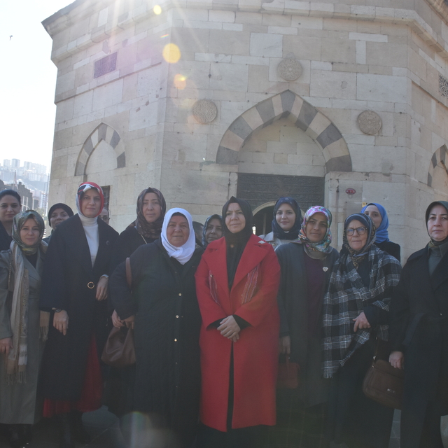 Trabzon'da, Yavuz Sultan Selim'in annesi Gülbahar Hatun dualarla anıldı