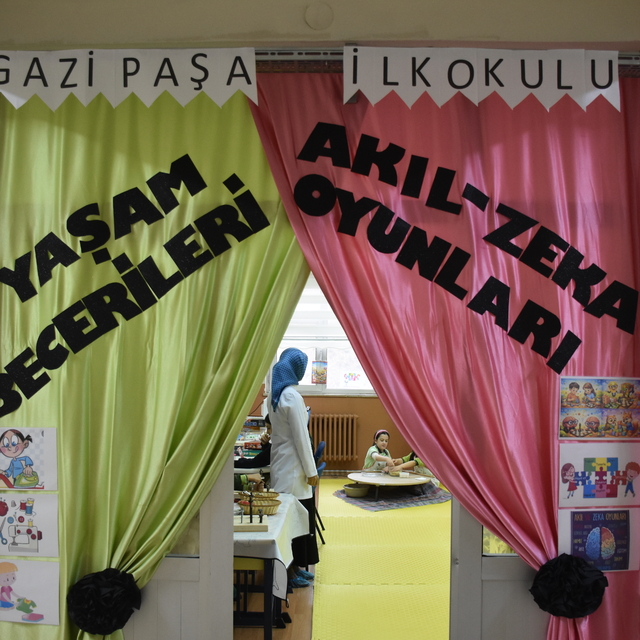 Gümüşhane'deki ilkokulda öğrenciler yaşam becerileri kazanıyor