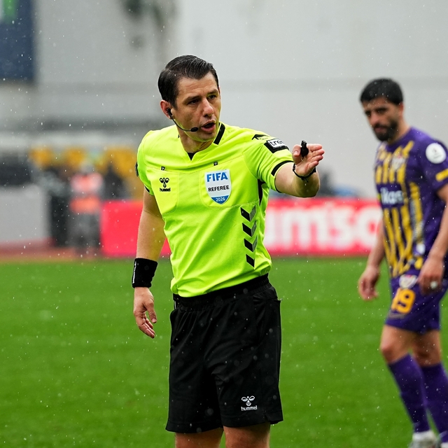 Kayserispor-Antalyaspor maçını Halil Umut Meler yönetecek