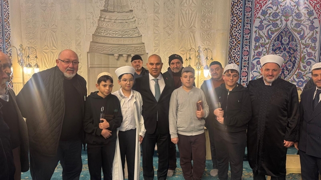 Giresun Valisi Koç, genç hafızlarla bir araya geldi