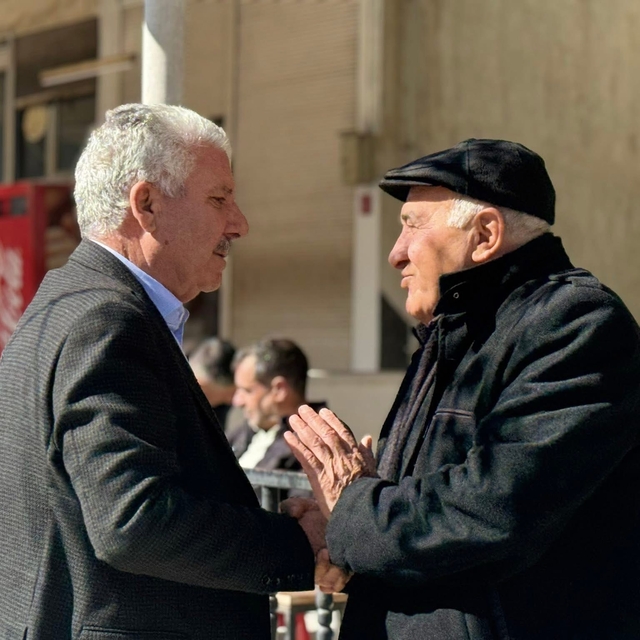 Başkan Karamehmetoğlu, vatandaşlarla bir araya gedi