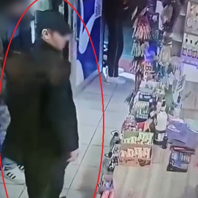 Firari hükümlü, kapı zilini kurye gibi çalan polis ekiplerince yakalandı