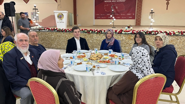 Simav'da şehit yakınları ve gaziler iftarda buluştu