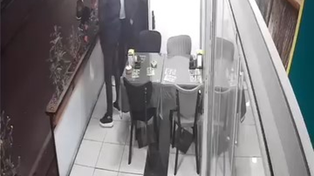 Restorana düzenlenen silahlı saldırının görüntüleri ortaya çıktı