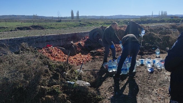 Çorum'da 180 litre kaçak alkol imha edildi