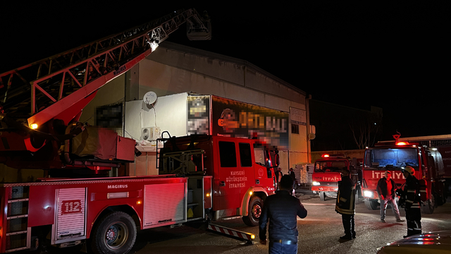 Kayseri'de hayvansal yan ürünler tesisinde yangın