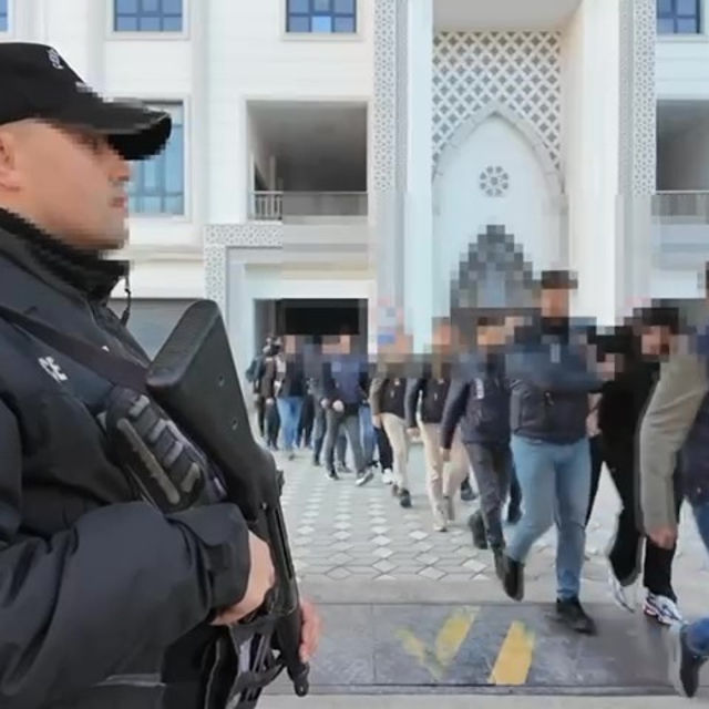 Sahte ilan ve oltalama yöntemiyle dolandırıcılık yapan 21 şüpheli tutukland...