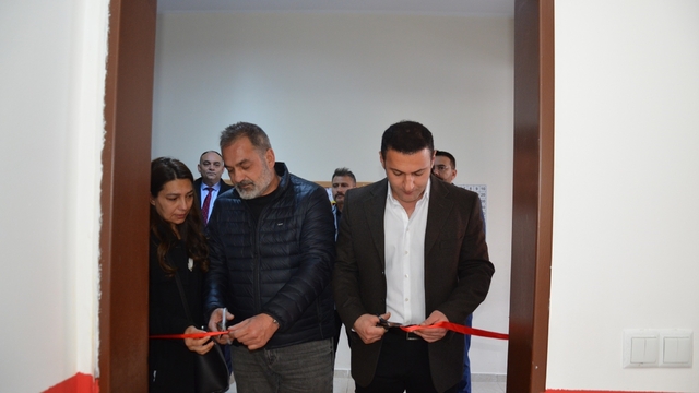 Emet'te şehidin adı okul kütüphanesinde yaşatılacak