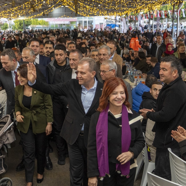 Erdemli'de birlik sofrası: Seçer'den 'Parlayan yıldız Türkiye' vurgusu