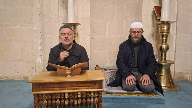 Bayburt'ta şehitler için tarihi camilerde mevlit okundu