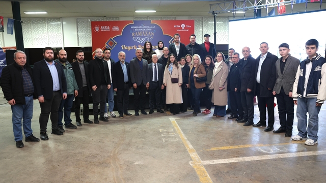 Bursa'da gönüller Büyükşehir'in iftar sofrasında buluştu