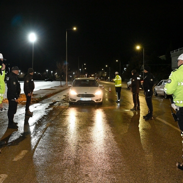 Adıyaman'da asayiş uygulaması gerçekleştirildi