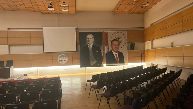 Kayserispor'da olağanüstü seçimli genel kurul ertelendi