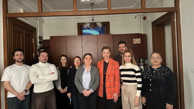 Öğrenciler finansı yaşayarak öğrendi
Açıköğretim öğrencileri finansal süreçleri deneyimleyerek öğreniyor