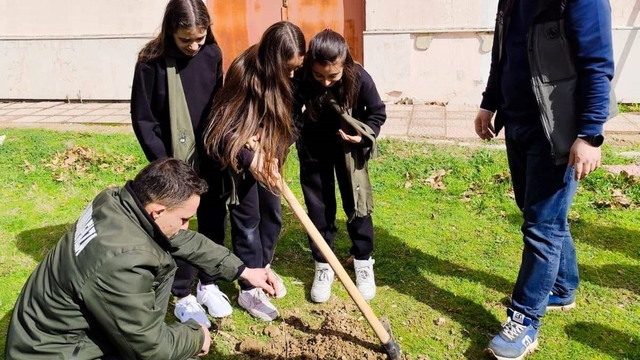 Gediz'de öğrencilerden doğaya anlamlı dokunuş
